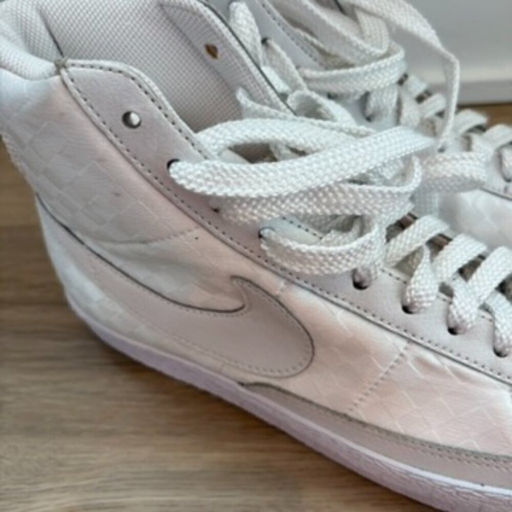 ** Vintage 2008 Nike Blazer Mid '09 Premium White Snakeskin Checker Size 9 - Picture 4 of 9